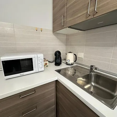 Zona San Paolo Vicinissimo Ai Mezzi Pubblici Apartment